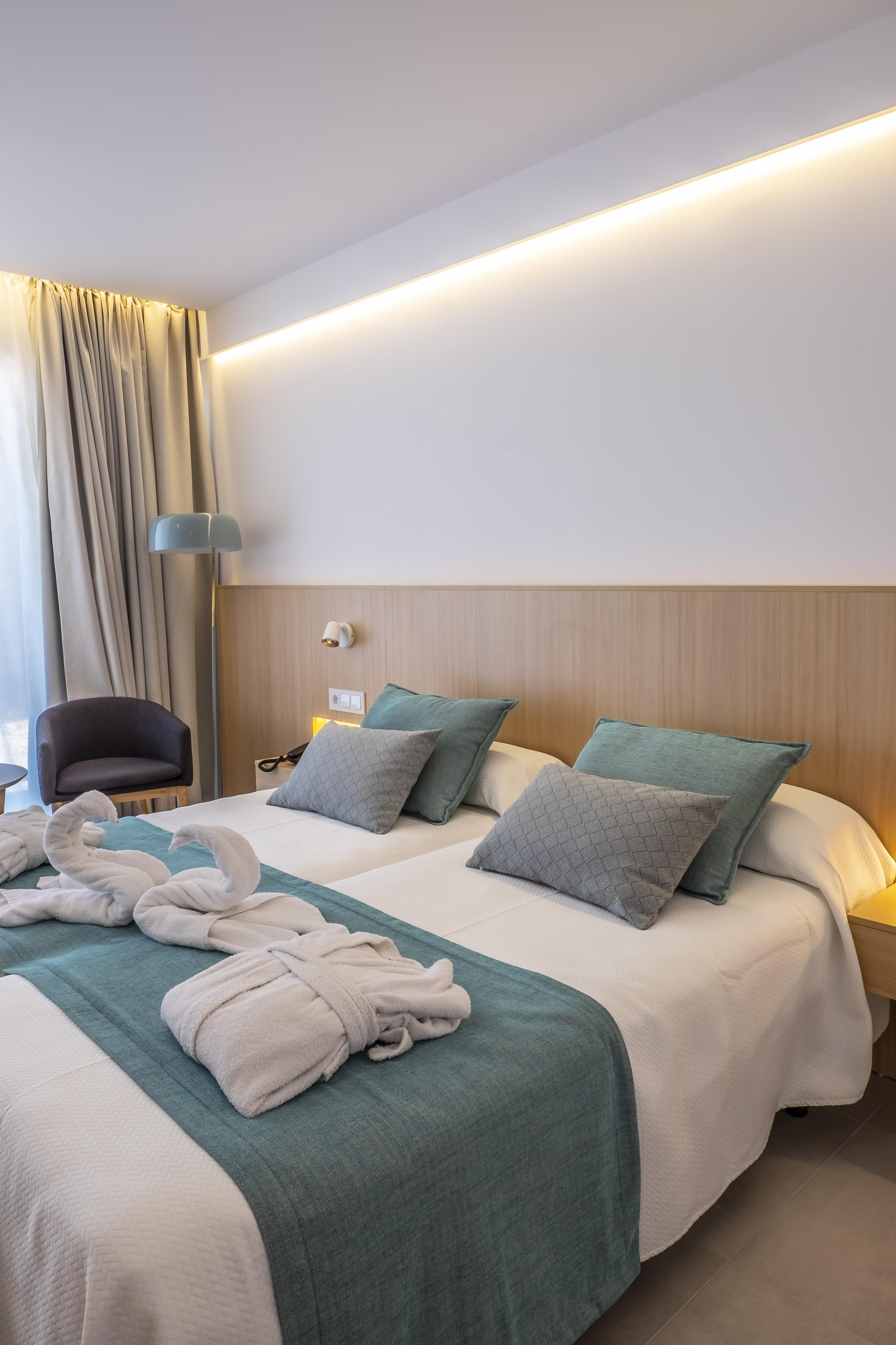Hotel Petit Sagitario Adults Only Son Carrio  Exterior foto